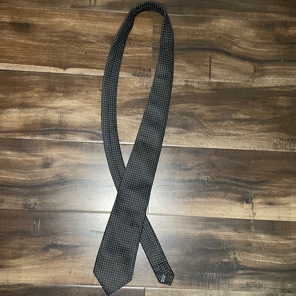 Men’s Polkadot Necktie